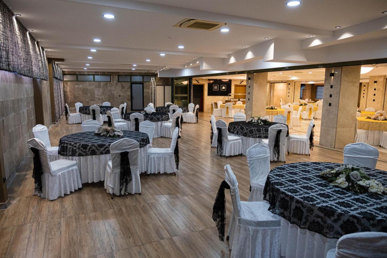 Готель Selcuk 4*